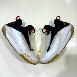 Nike Jordan Basketball Shoes Size 9